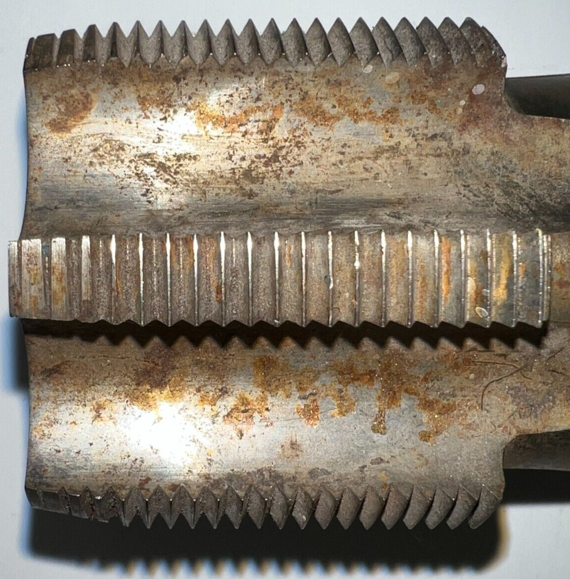 STEEL BOTTOMING TAP 7-FLUTE RIGHT HAND 2-1/4″-12 THREAD 1-7/8″ LOC 4-1/2″ OAL
