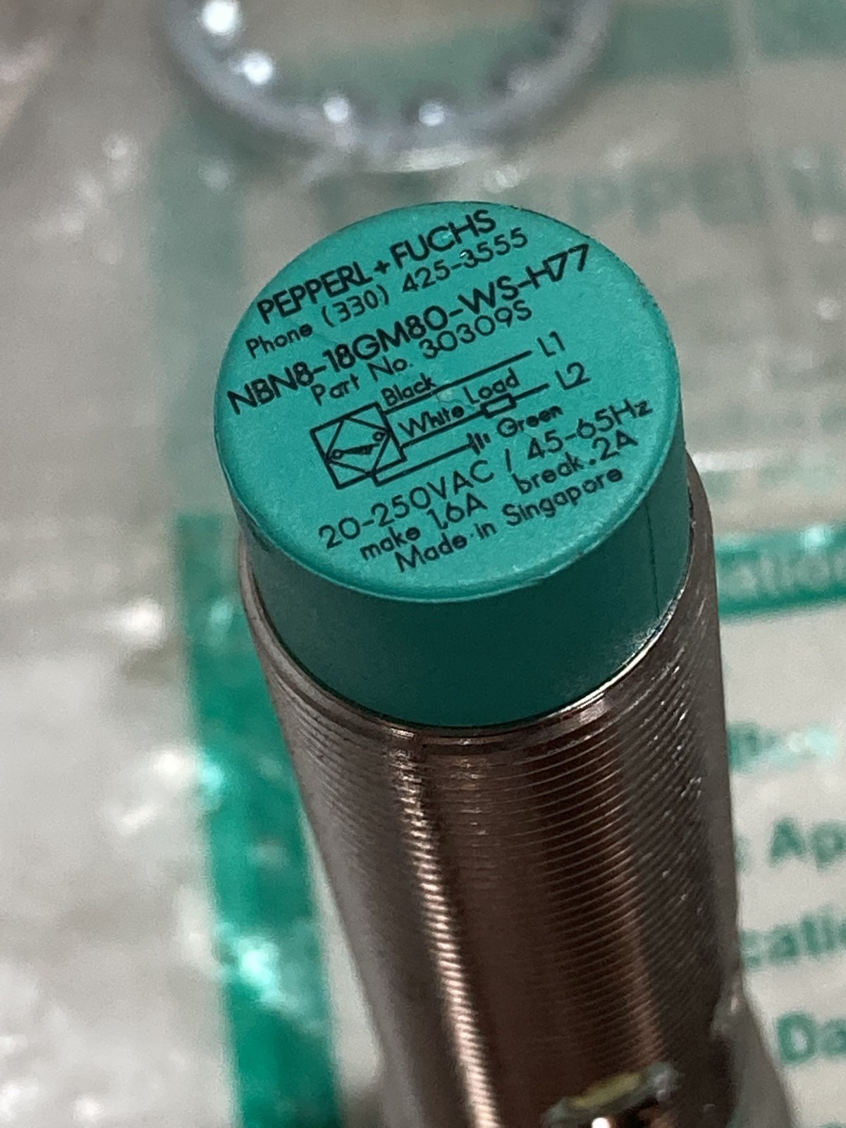 PEPPERL+FUCHS NBN8-18GM80-WS-H77 PROXIMITY SENSOR 20-250VAC 45-65HZ NIB