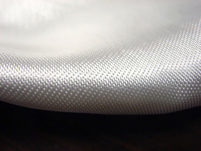 Fiberglass Cloth 4 Kayak & Canoe -Style 7781,10 Ounce Satin Weave 60″W X 5 Yards