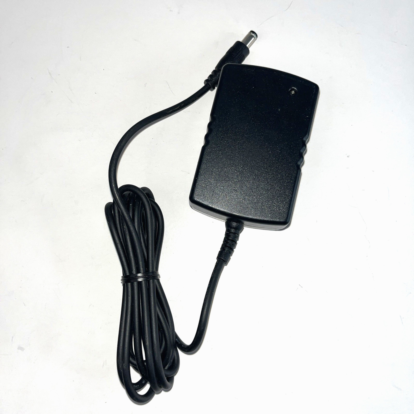 Genuine Garmin A/C Travel Charger 362-00034-00 TRC-05-1600 5V – 1.6A
