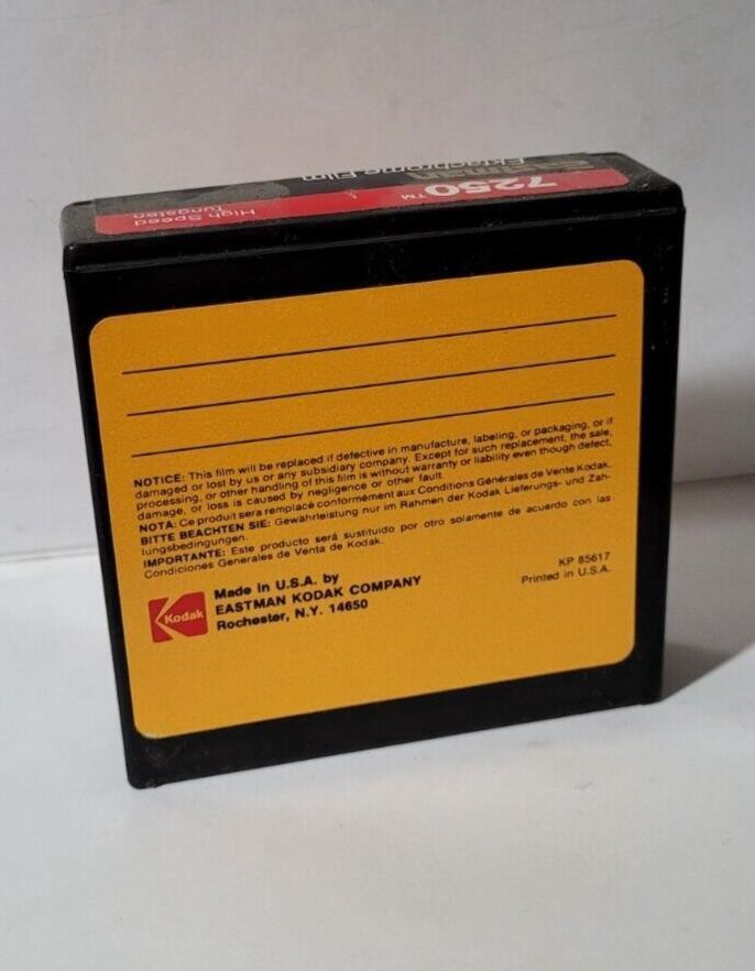 Kodak 7250 Eastman Ektachrome Film 16mm x 100ft New Expired Old Stock Film