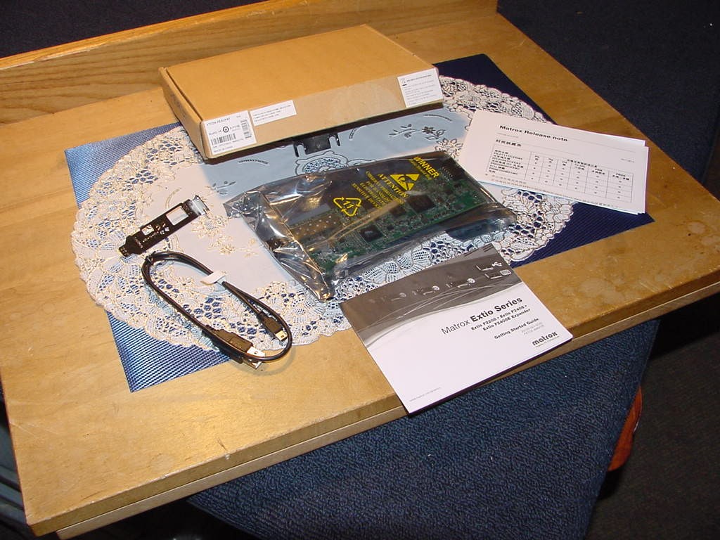 Matrox XT02A-FESLPAF, PCI Express x1 Fiber-Optic Interface Card KVM Extender NEW