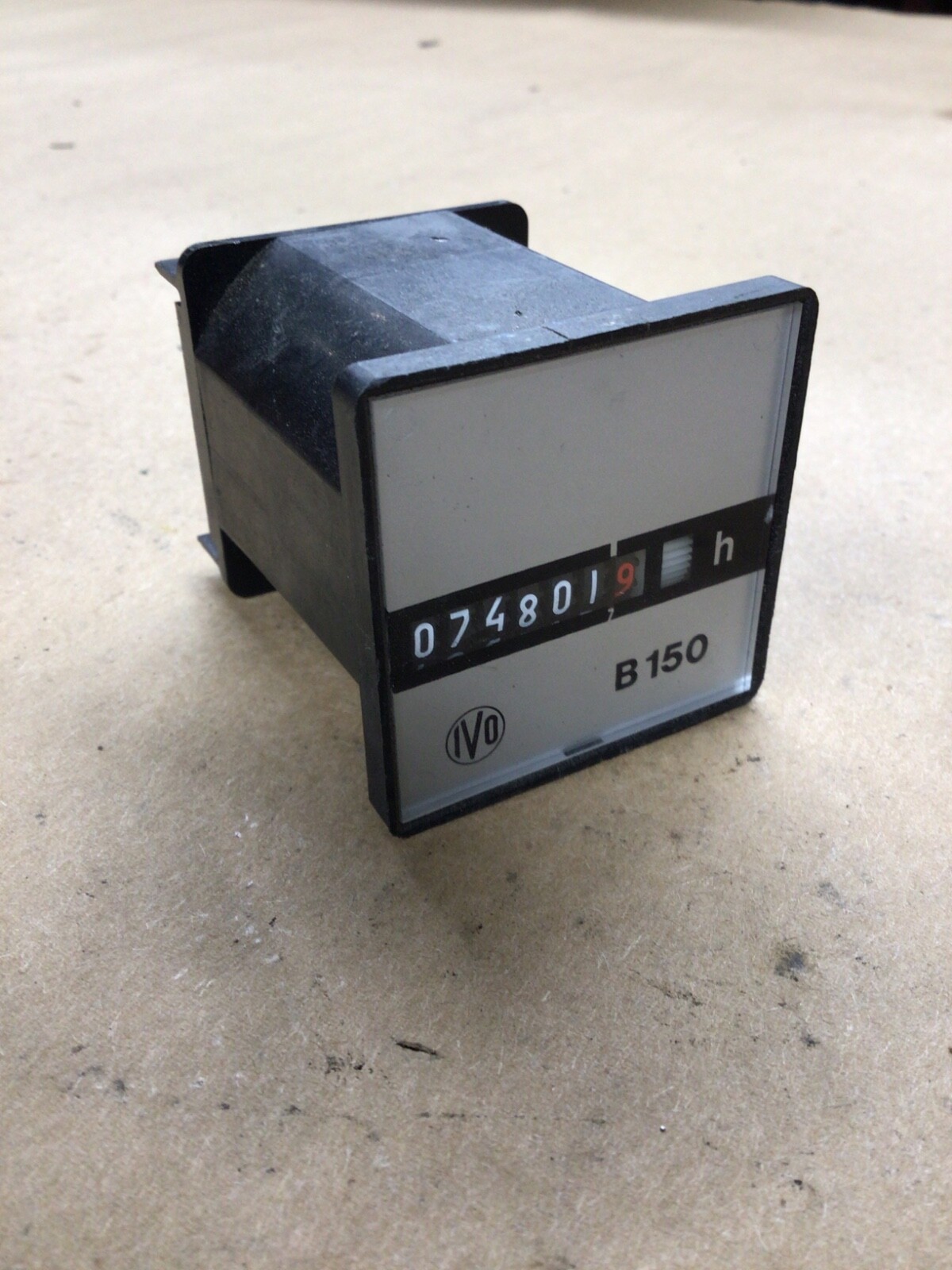 B150 IVO COUNTING UNIT B150 CNC EDM #4018J92