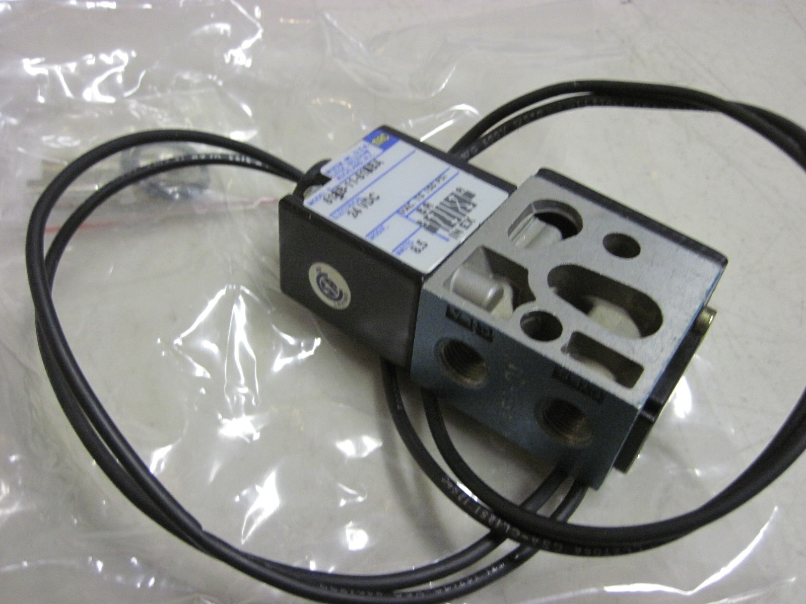 100% WARRANTY (NEW) MAC 613B-11-611BA Valve