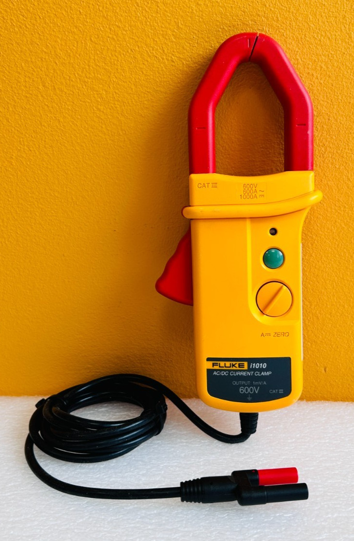 Fluke i1010 1-1000A DC, 1-600 AC, 600 VAC, CAT III, AC/DC Current Clamp. Tested!