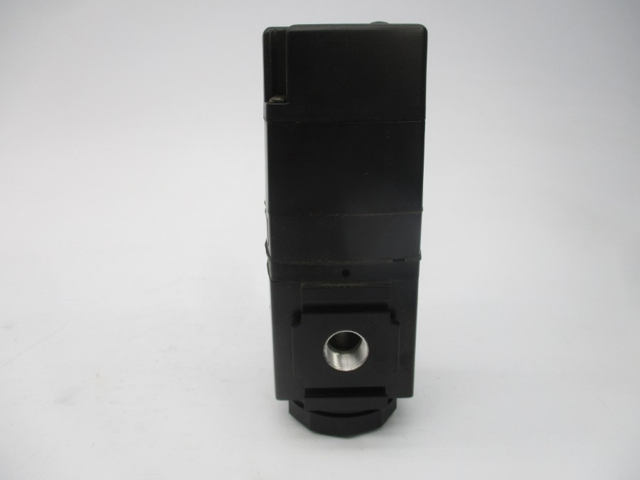 WILKERSON ER1-03-P0H0 0-90PSI NSMP