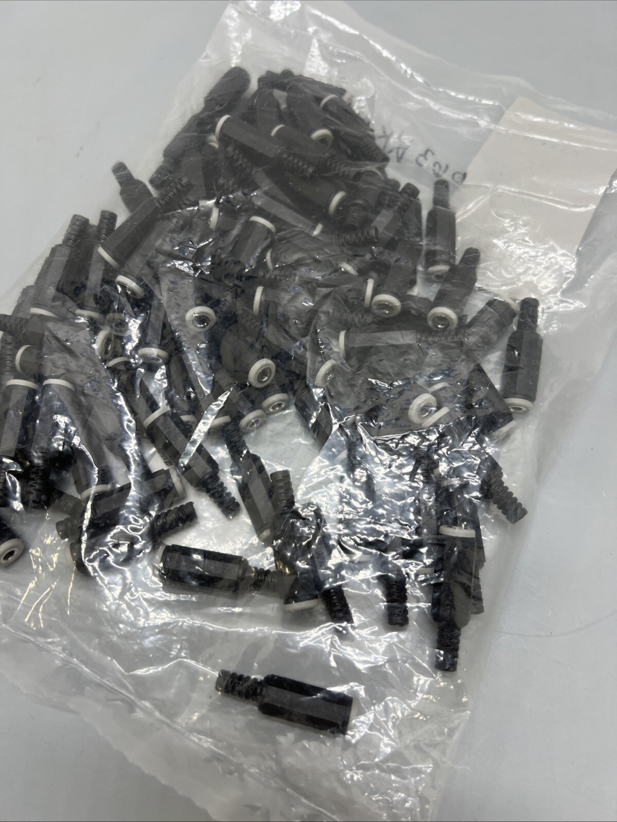 Lot of 100 Pcs. MOUSER ELECTRONICS 161-6435-ex 103