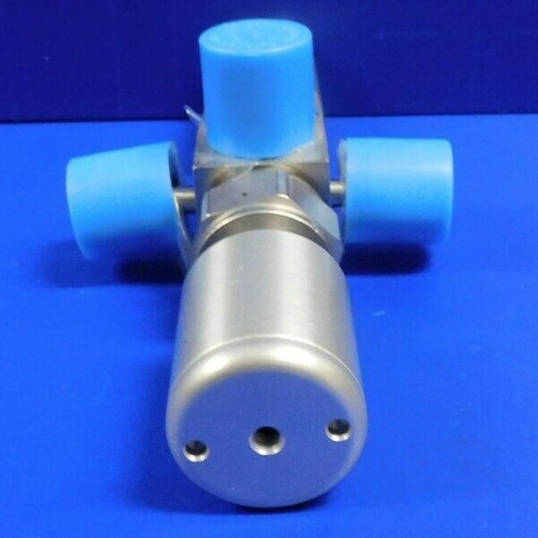 Swagelok 6L-M1D-222P-11 High Purity 2- Bellows Air Vavle 3-port Manifold 1/4″