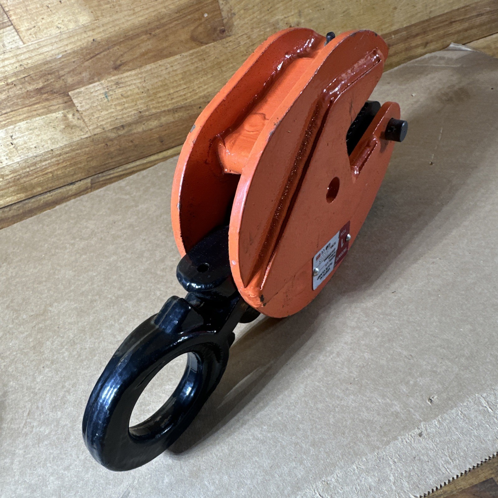 Yatointo 1 Ton Vertical Plate Clamp 0-20mm Jaw Opening Model C D