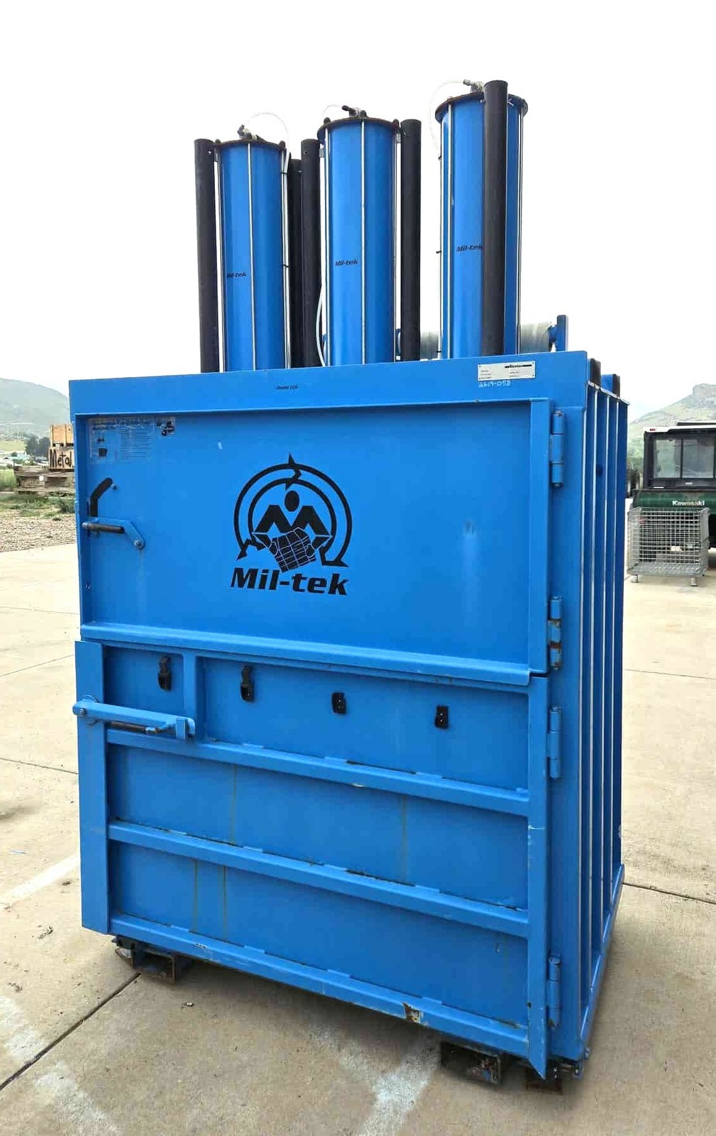 Mil-tek BP 509 Pneumatic Bale Press 50″ Cardboard Compactor 8 BAR, 661 lb Bales