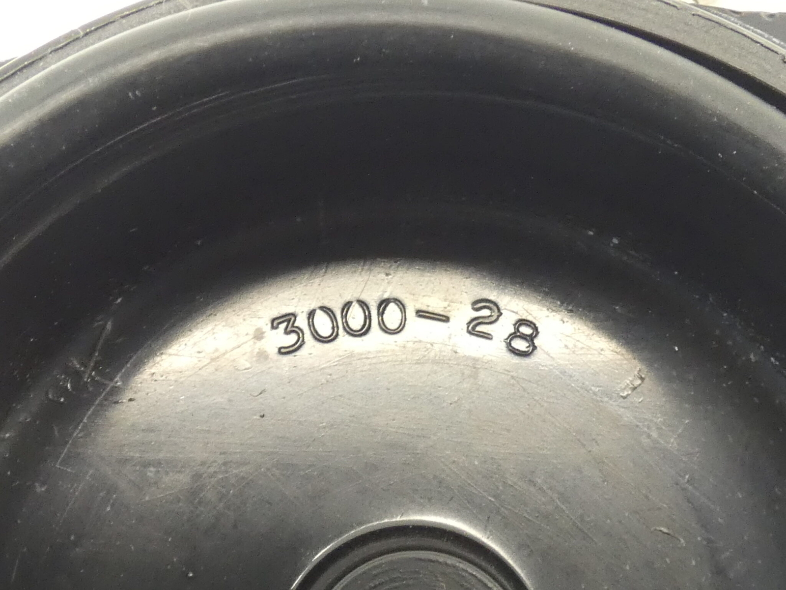 Statco 3000-28 Male Plastic Black Cap W/ 3″ Chain – NEW Surplus!