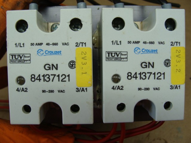LOT OF 2 CROUZET GN 84137121 SOLID STATE RELAYS 50A 48-660VAC 90-280VAC