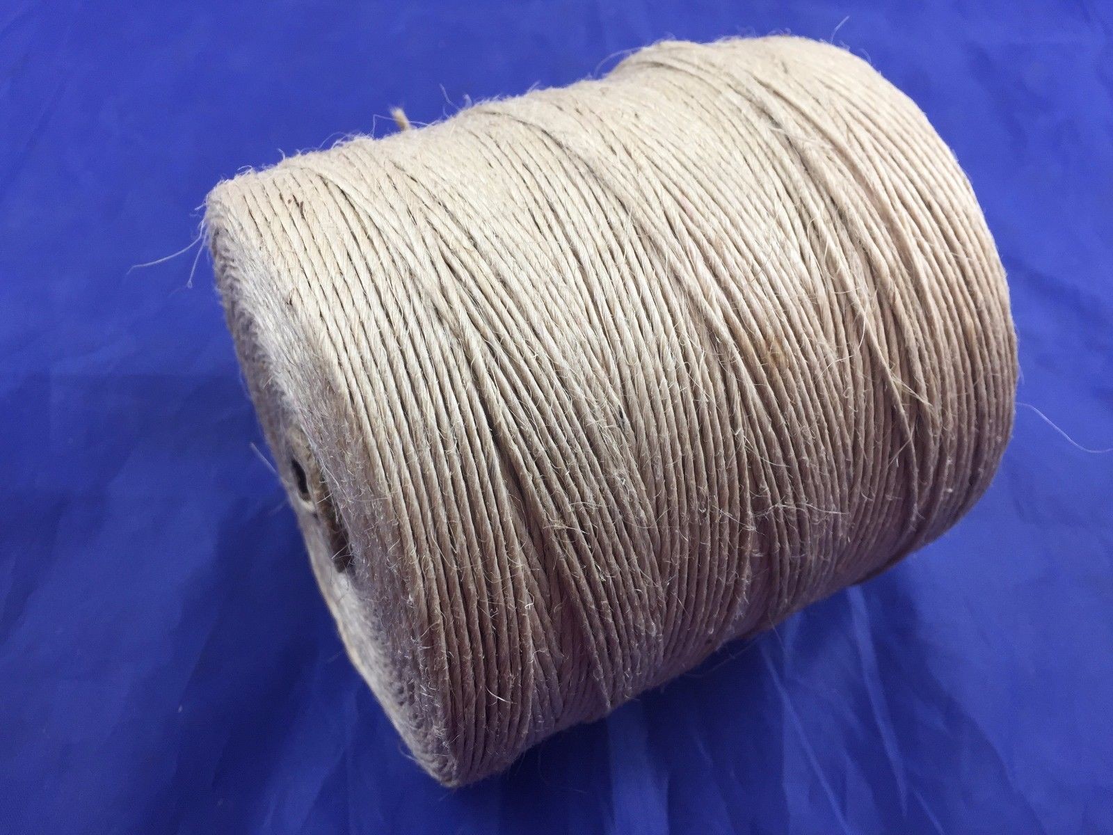 Salemakers Twine TWST1200 1200 Tex 380 m meters Reel for hand stitching sails