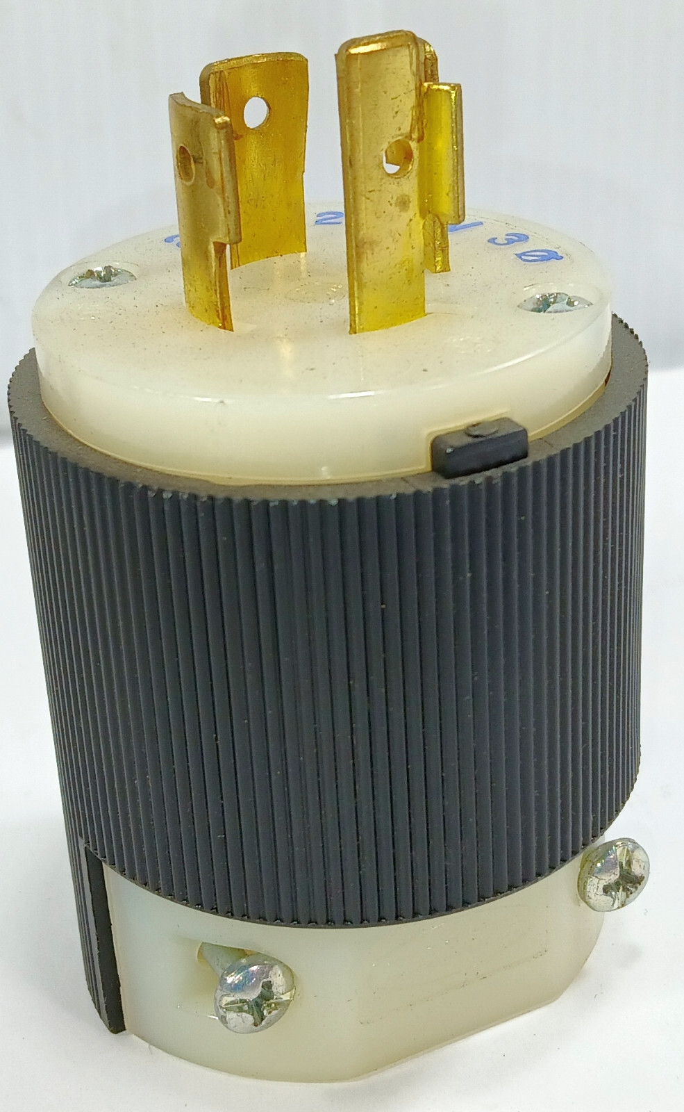 1 USED HUBBELL 231A 20A 250V 3Φ MALE LOCKING CONNECTOR ***MAKE OFFER***
