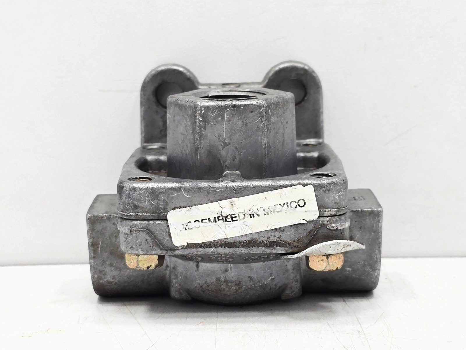 BENDIX T-240004-D QUICK RELEASE VALVE