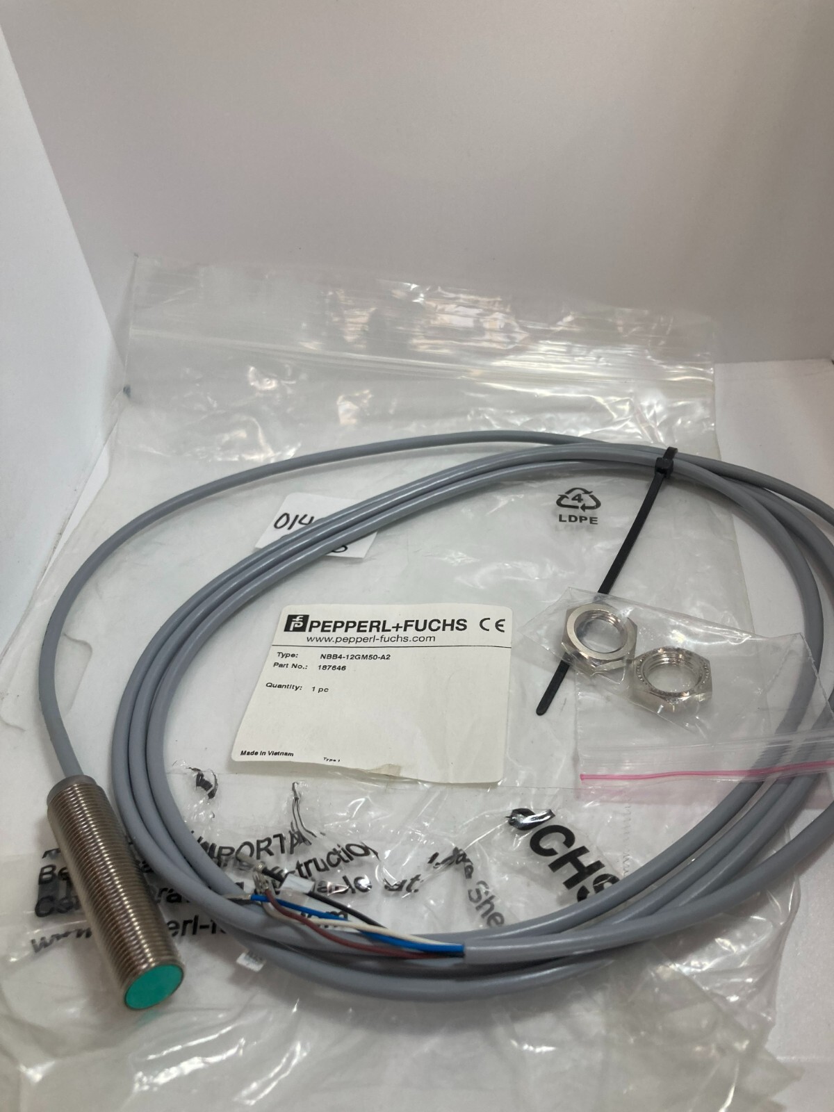 PEPPERL+FUCHS NBB4-12GM50-A2 INDUCTIVE SENSOR 4MM FLUSH NIB