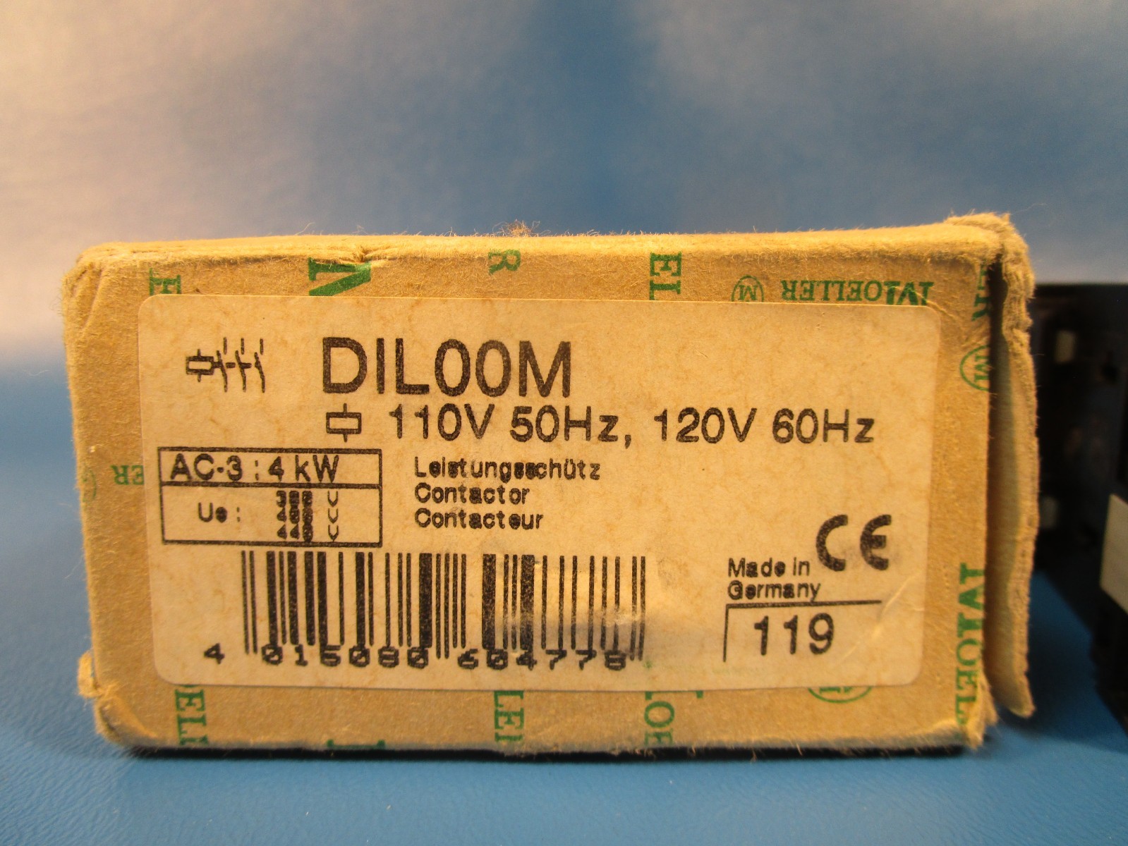 Moeller DIL00M, CONTACTOR, 20 AMP, 3 POLE, NORMALLY OPEN, 3 HP@230 VAC, 5 HP@460