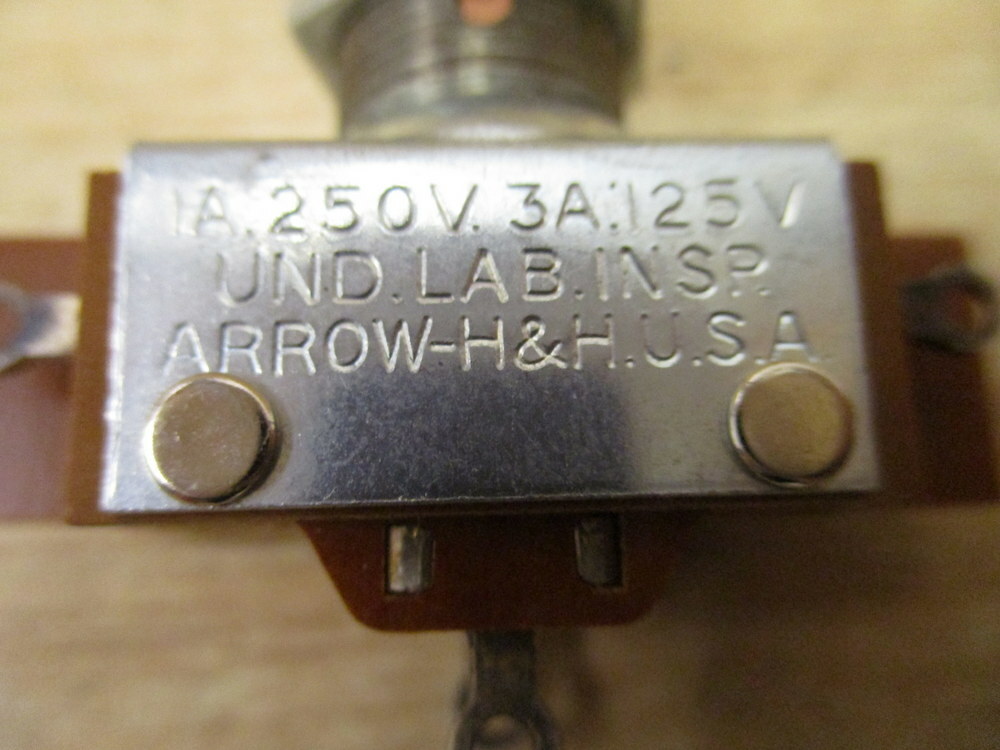 Arrow H&H 5930-251-7100 Push Button Switch 59302517100