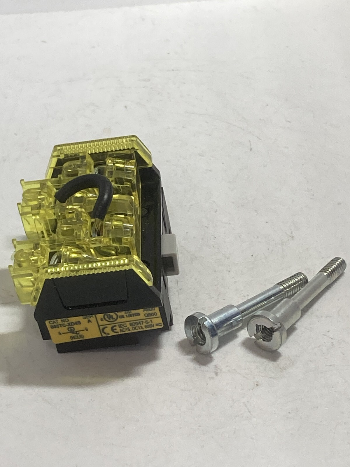 ALLEN BRADLEY 800TC-XD4S CONTACT BLOCK 1NCLB FINGER SAFE SERIES A NNB