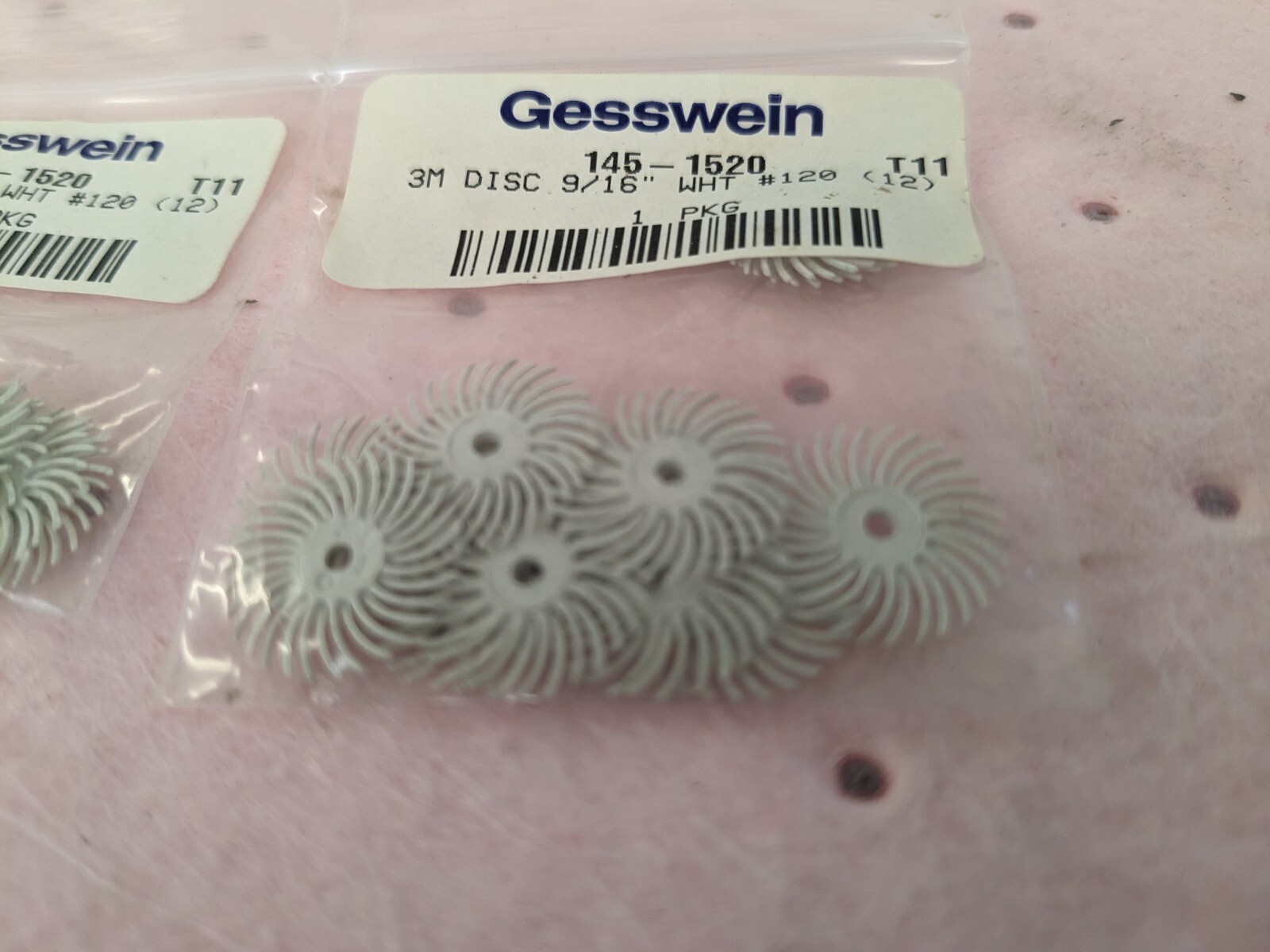 3M Radial Bristle Discs 9/16″ Pkg of 24 145-1520