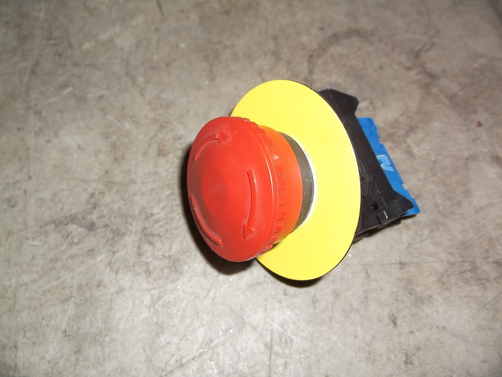 Red Twist-Turn Emergency Stop Button for Enclosure D5-3X01V *FREE SHIPPING*