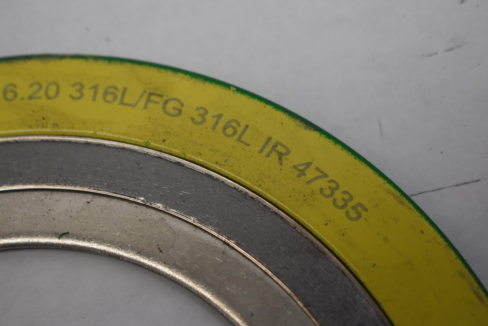 Teadit Spiral Wound Gasket ASME B16.20 316/FG 316L IR 4″ 300# 47335 2 Pack