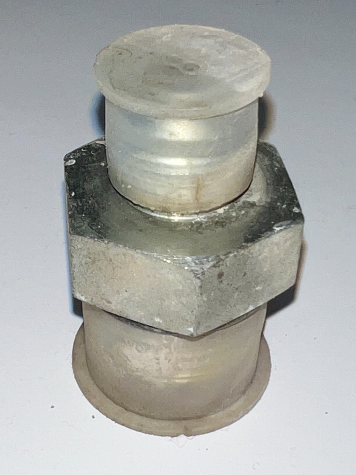 FUI STRAIGHT ADAPTER FITTING 1/2″ 37° JIC X 1-1/16″ MALE SAE LOT OF 4*