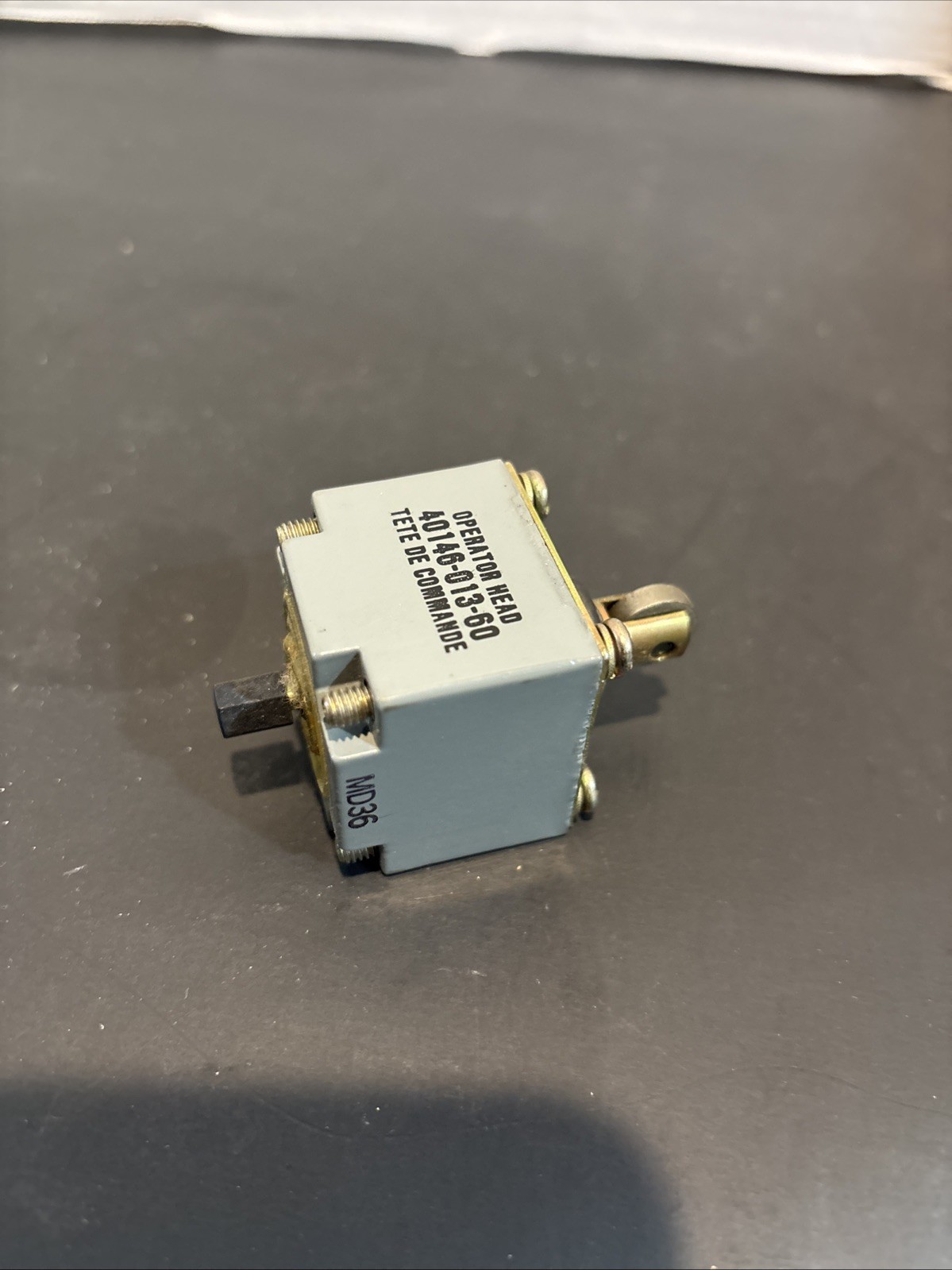 Allen Bradley 40146-013-60 Operator Head 4014601360 NOS