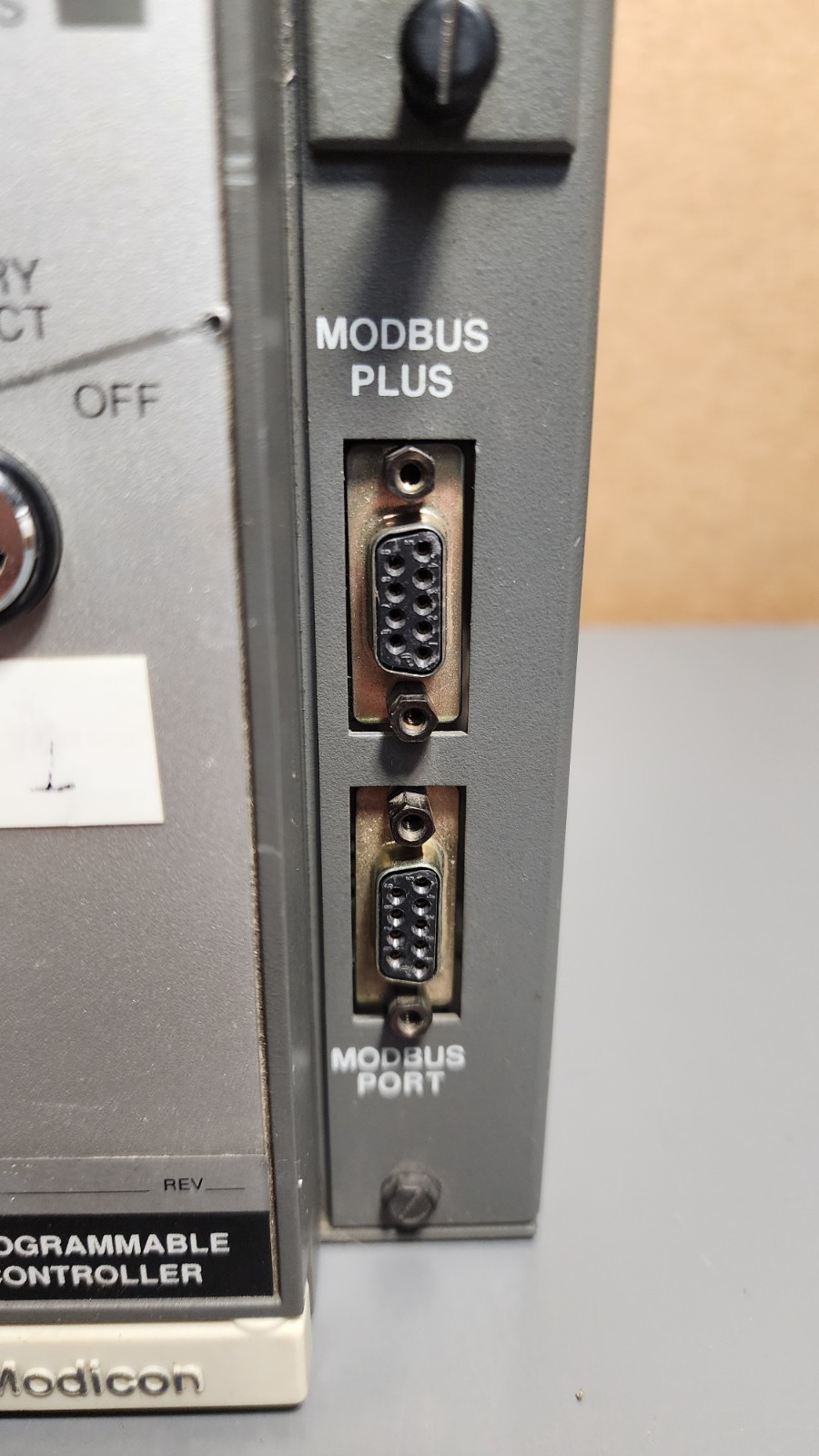 AEG 984 Modicon Programmable Controller PC-0984-785 For Parts Only