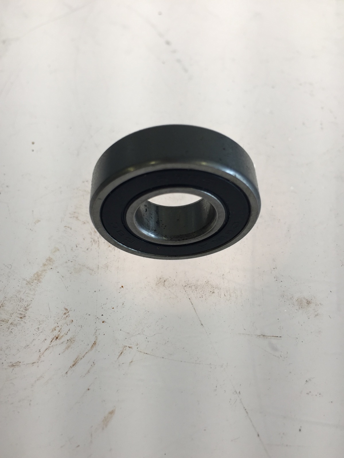 NEW General Bearing Corporation Z99R8 Shielded Roller Ball Bearing, (H80)