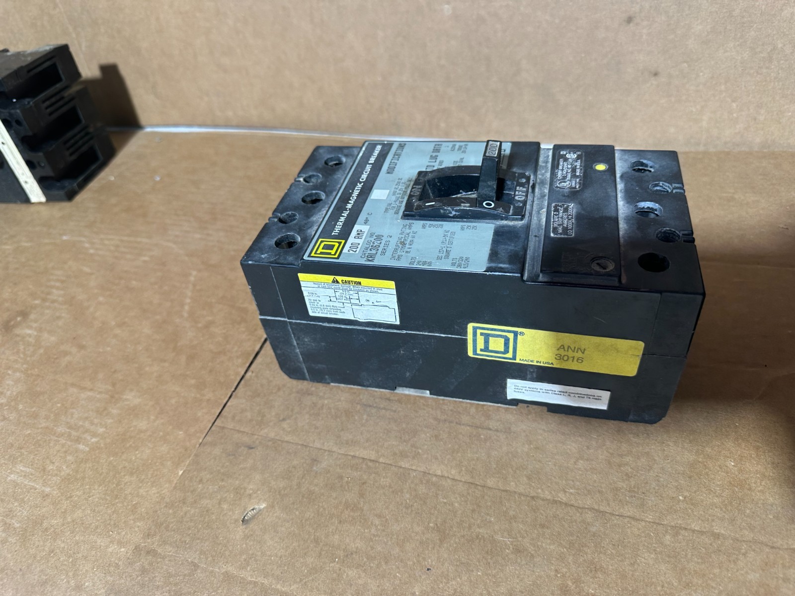 SQUARE D KAL36200 200 AMP BREAKER
