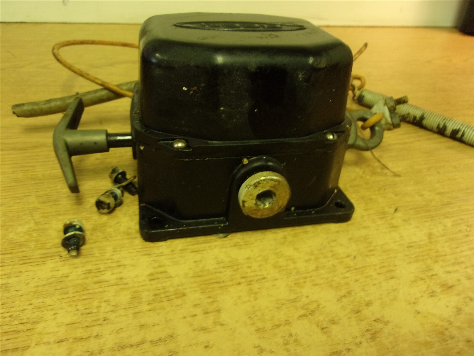 Rees 04944-000 Cable Operated Safety Switch w/ 3 Mounting Screws *FREE SHIPPING*