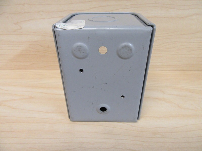 General Electric 2940AA401A Push Button Enclosure