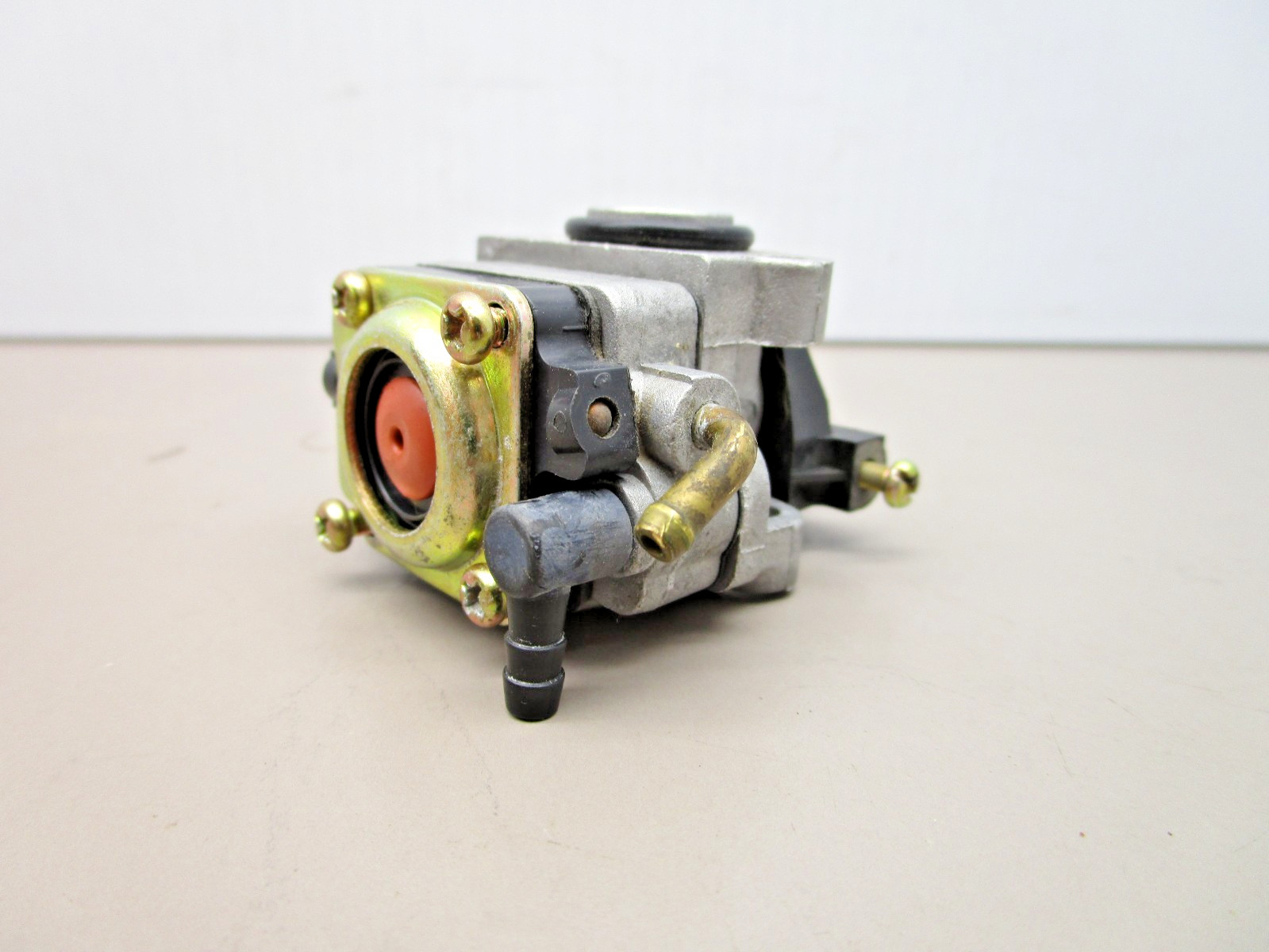Honda GX31 Engine Carburetor Assembly Walbro WYL 127 16100-ZM5-809