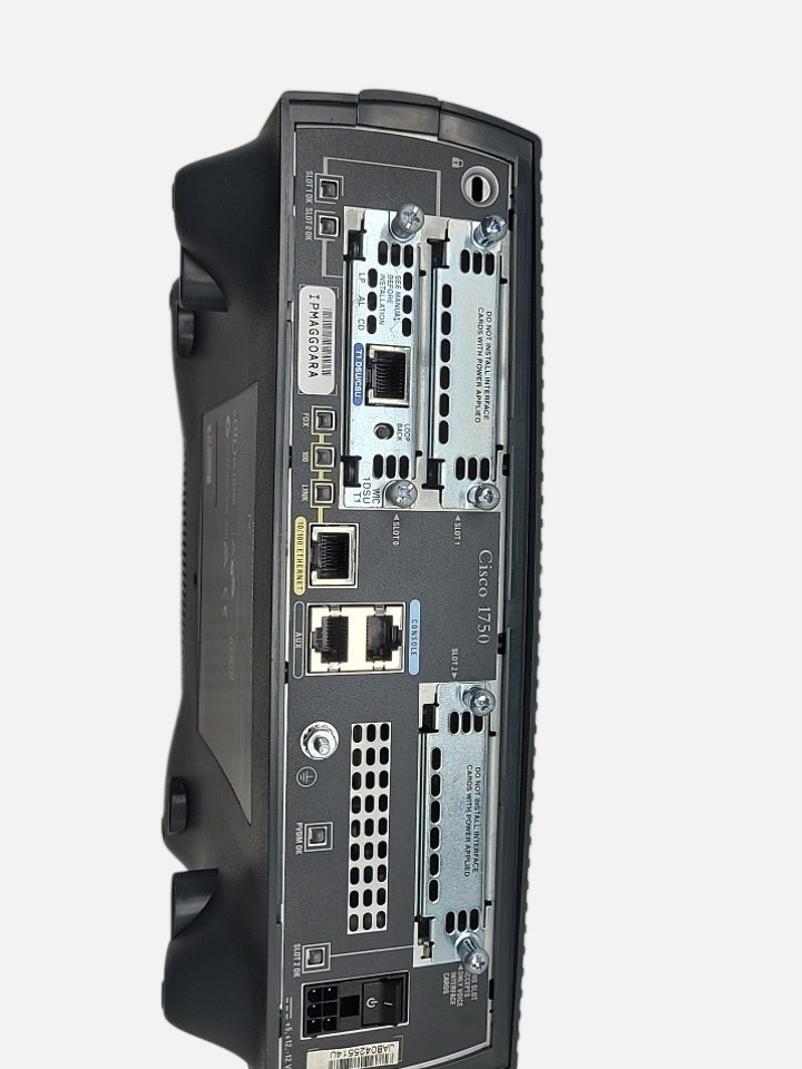 NEW CISCO 1750 ROUTER ACN 050 332 940