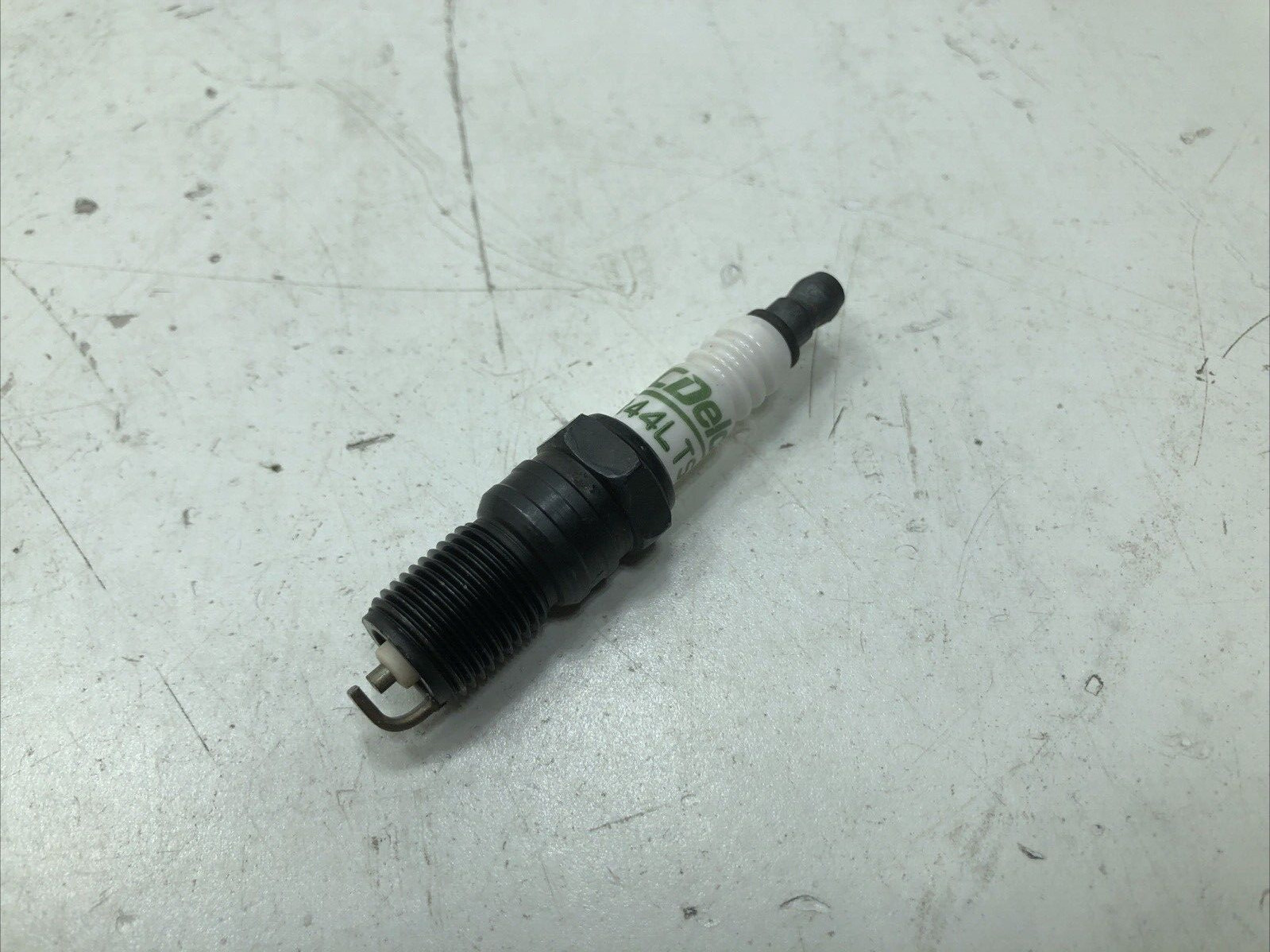 (Qty.6) ACDelco R44LTS Spark Plugs