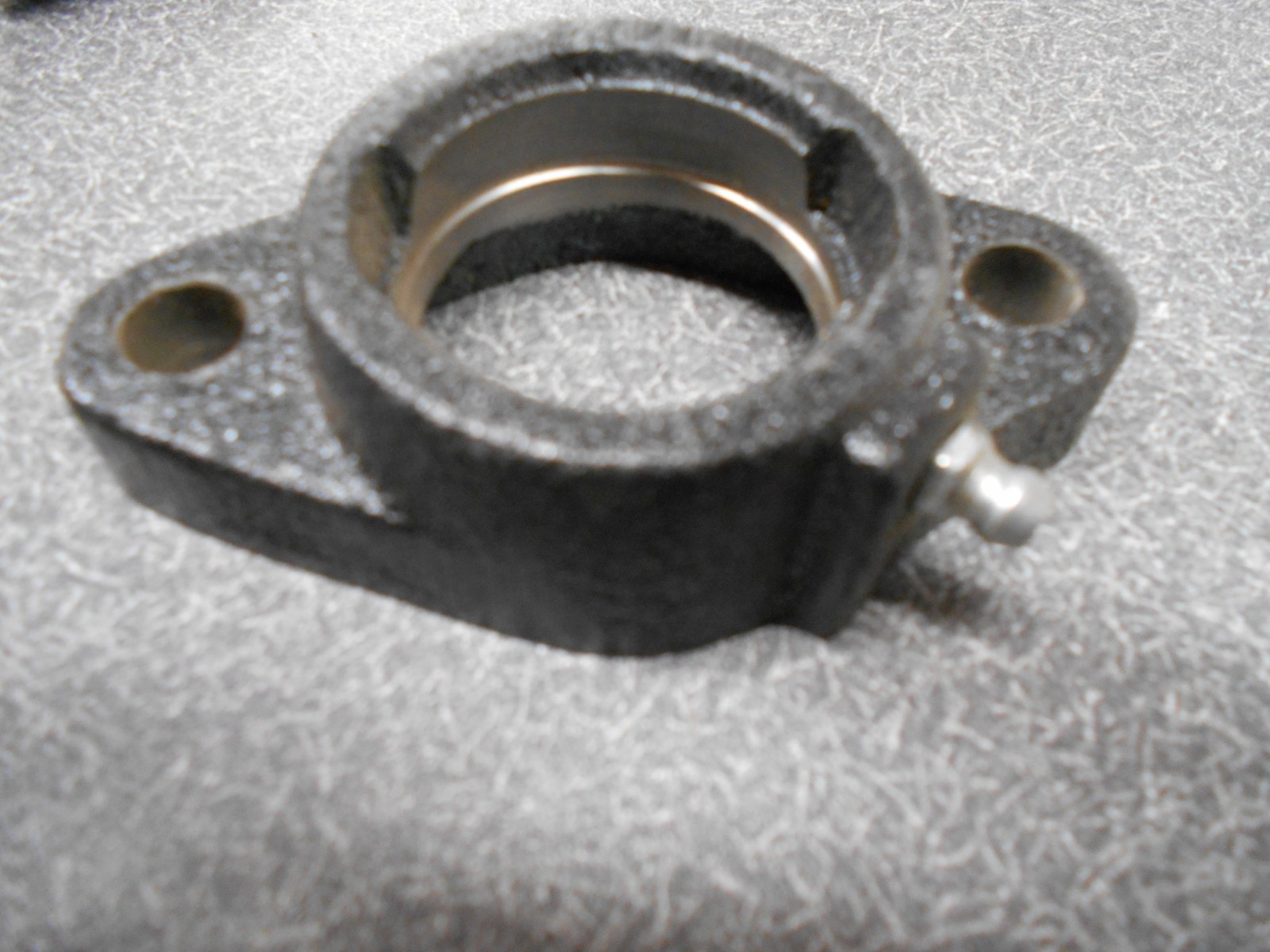 Burns/Tisco 40mm 2-Bolt Greasable Bearing Flange. T40-R. NEW!