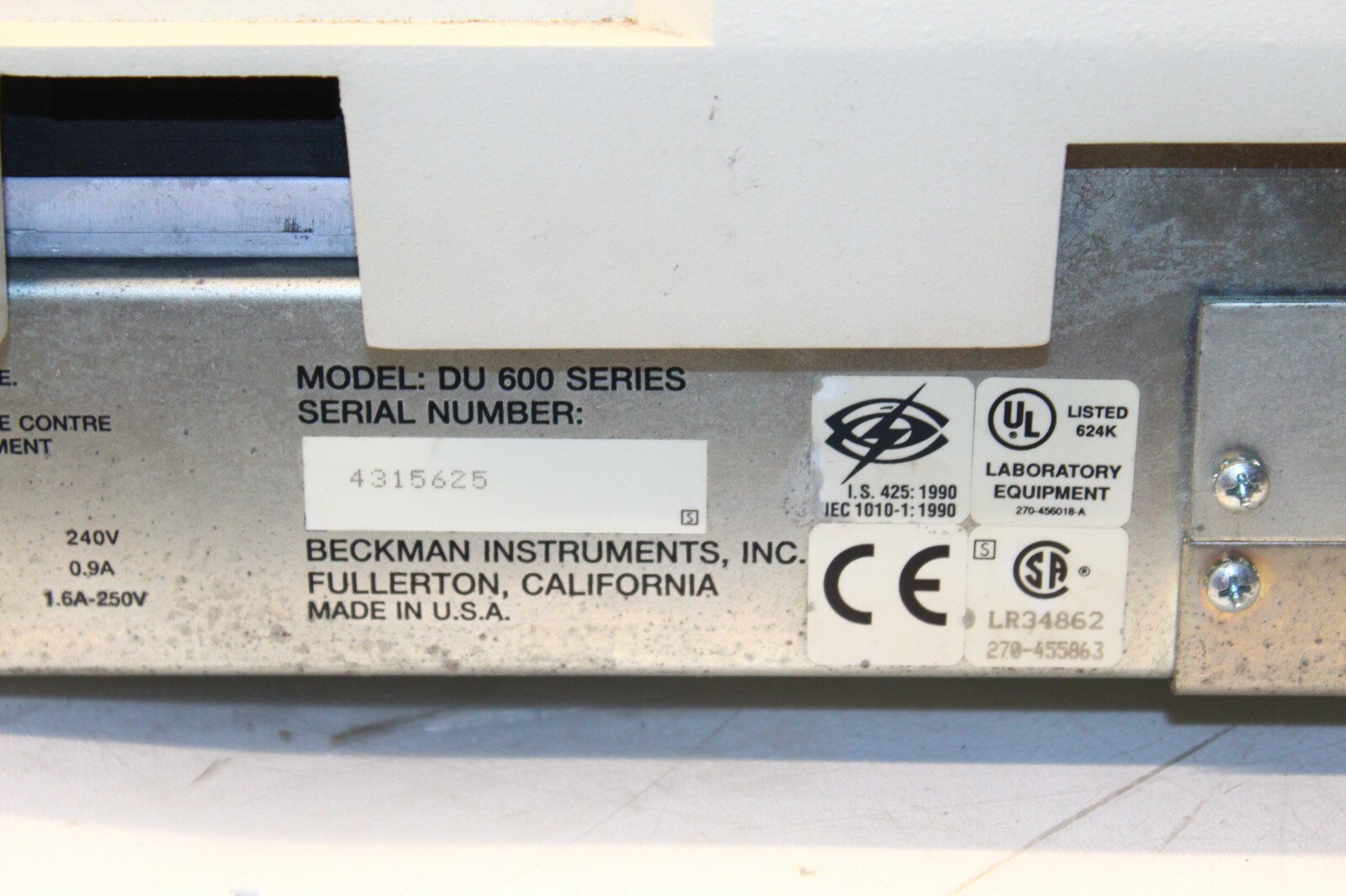 BECKMAN COULTER DU 640 DU640 UV-VIS SPECTROPHOTOMETER ULTRAVIOLET VISIBLE