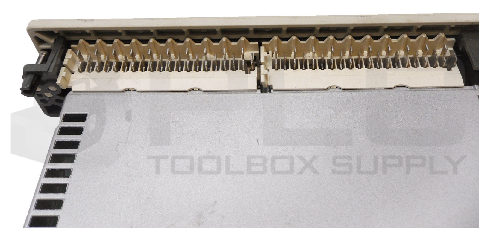 LOT OF 2 SCHNEIDER AUTOMATION MODICON AS-B827-032 DISCRETE INPUT MODULE