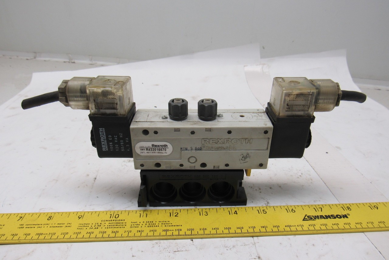 Rexroth R432016670 5/3 Position Closed Center Solenoid Control Valve 120V Coil