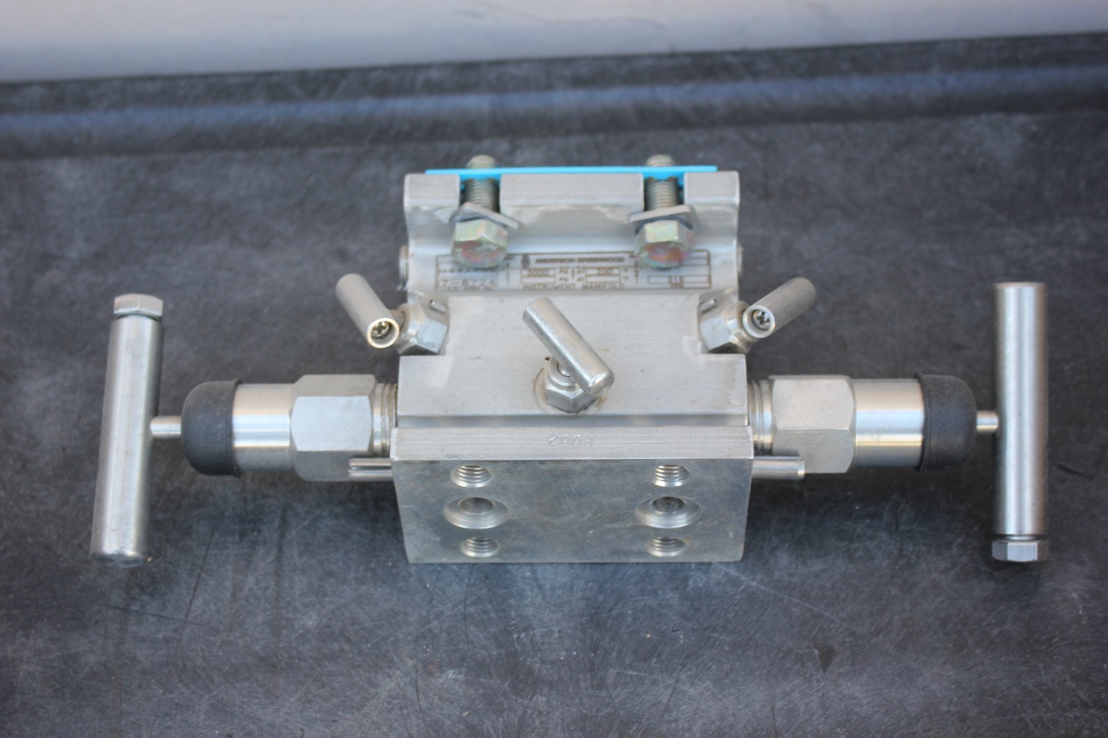 NEW PENTAIR/ANDERSON GREENWOOD SS INSTRUMENT MANIFOLD M66ARDS