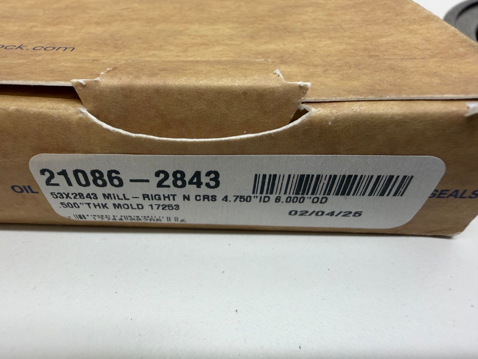NEW IN BOX! GARLOCK KLOZURE OIL SEAL 21086-2843