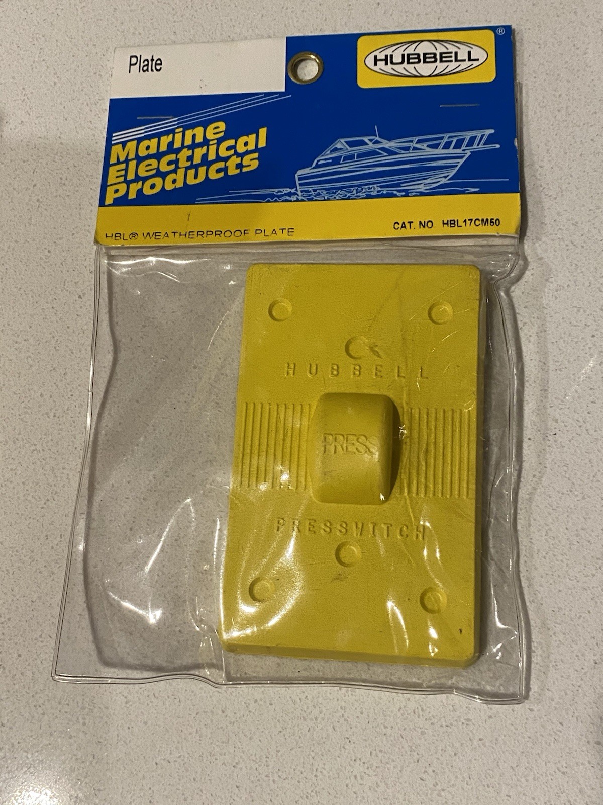 HUBBELL HBL17CM50 Weatherproof Plate Switch Cover – New Sealed