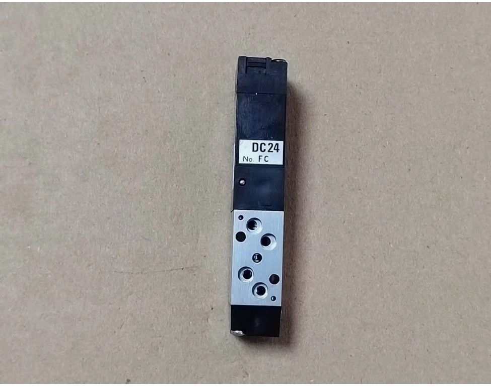 1PC KURODA PCS245-NB-D24 PCS245-NB-D24** Solenoid Valve
