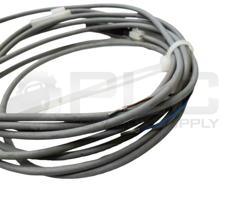 NEW FESTO SME-8M-ZS-24V-K-2.5-OE PROXIMITY SENSOR 2.5M 543872 *READ*