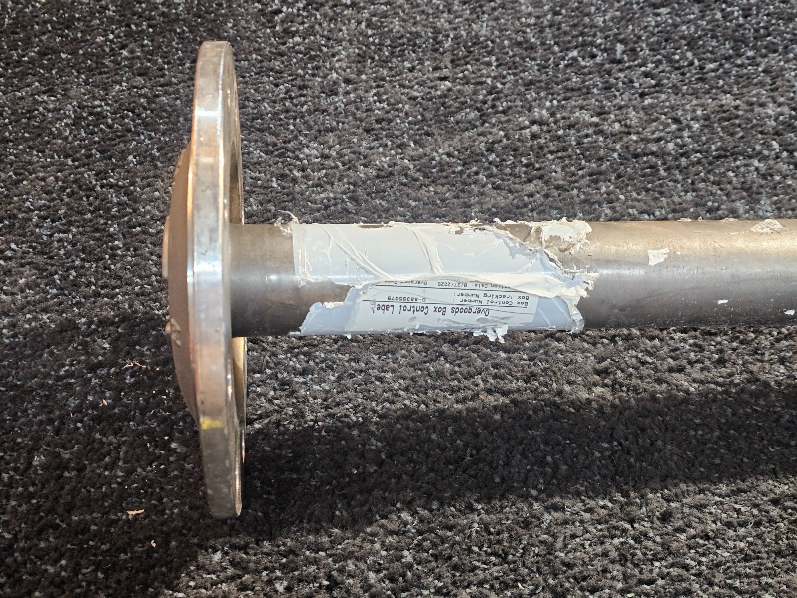 Meritor B110-9 45-inch Axle Shaft U9043 SIlver, 8-Bolt Hole Steel