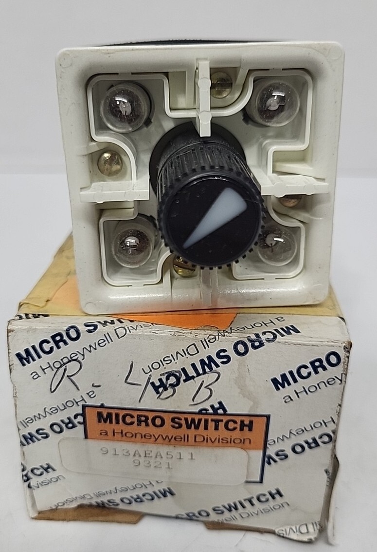 NEW HONEYWELL MICRO SWITCH 120 VAC OPERATING INDICATOR 913AEA511