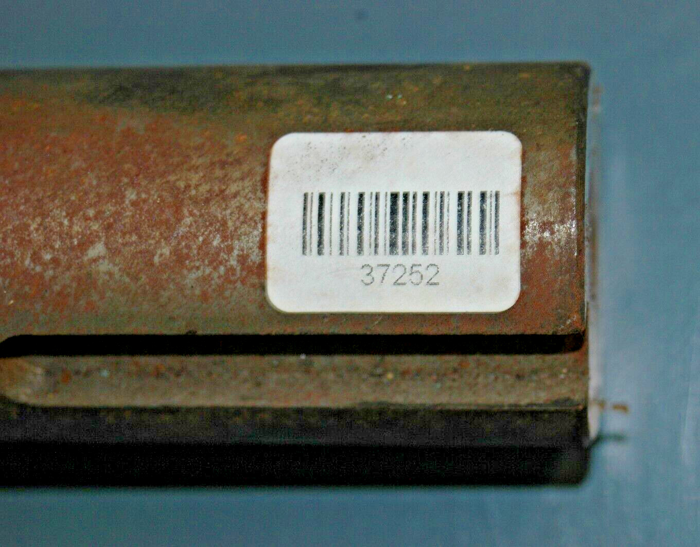SHAFT TAKE-OFF V GROOVE PT. #758-1—9 F/VACUUM FILTER DRIVE U.S . V -SURPLUS-