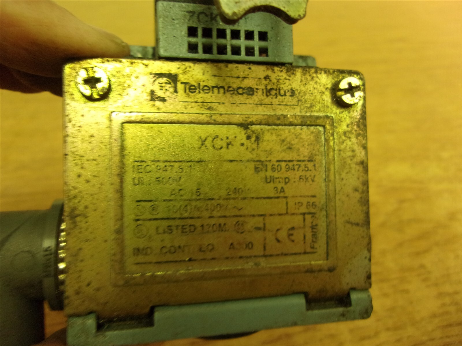 Telemecanique ZCK-M1H29 XCK-M Limit Switch *FREE SHIPPING*