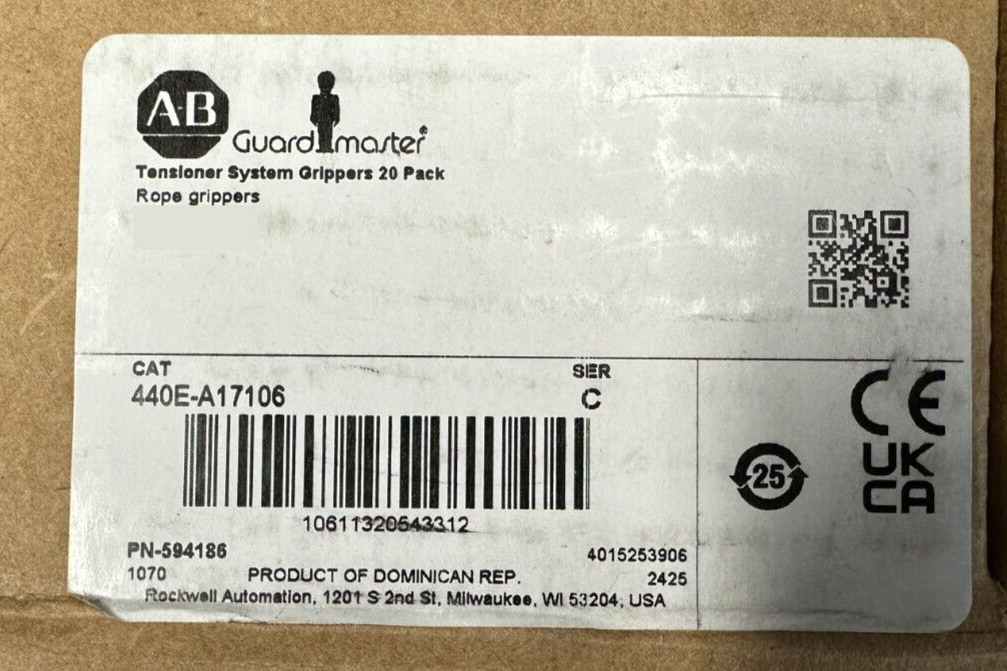 Lot of (2) NEW Guard Master Tensioner System Grippers 440E-A17106 Ser C